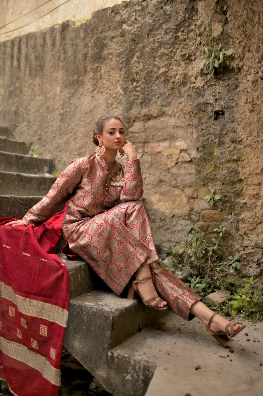 Red Gold Sherwani Style 3-Piece Suit