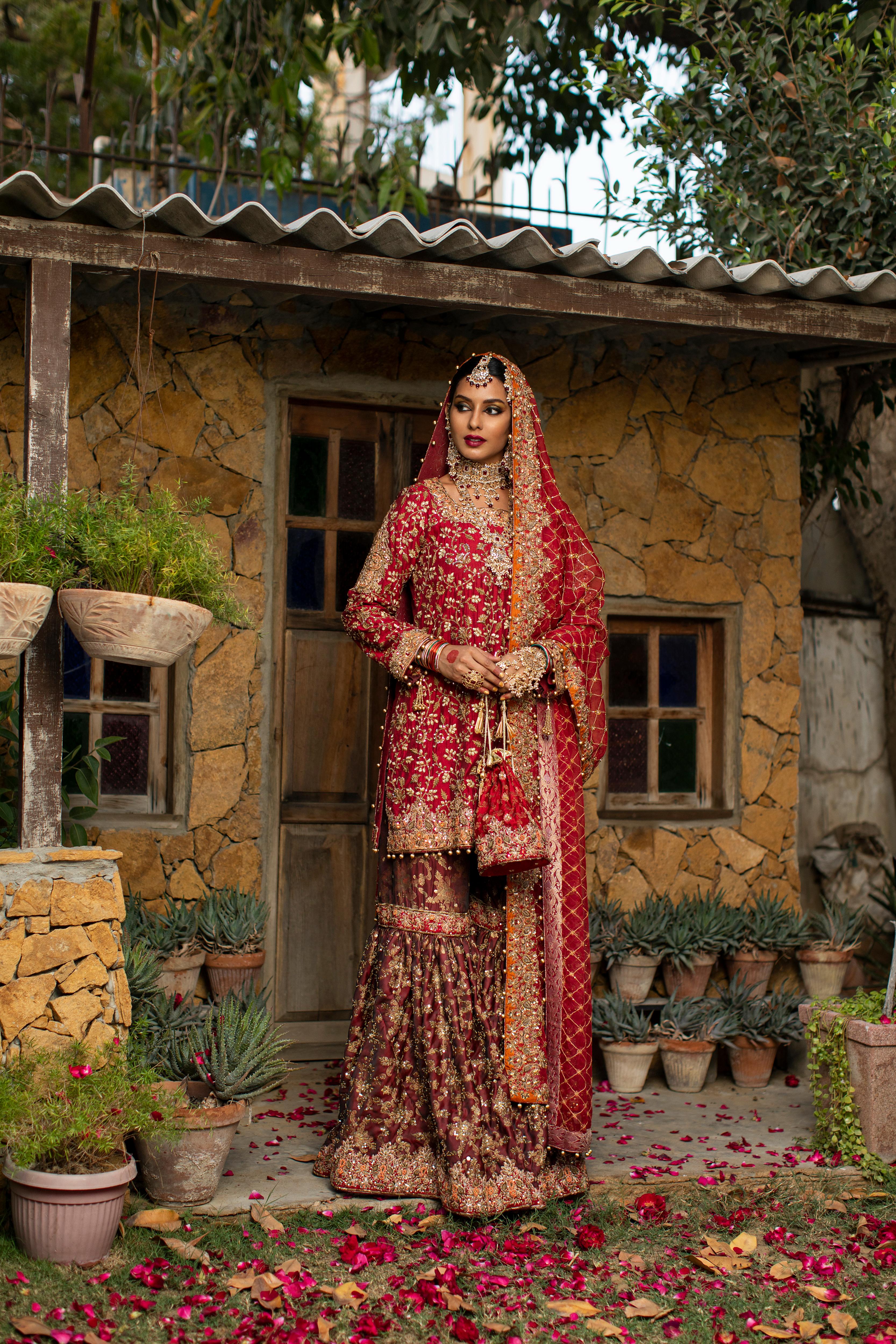 Gul-e-Azra Women's Baraat Suit – Zawa Boutique